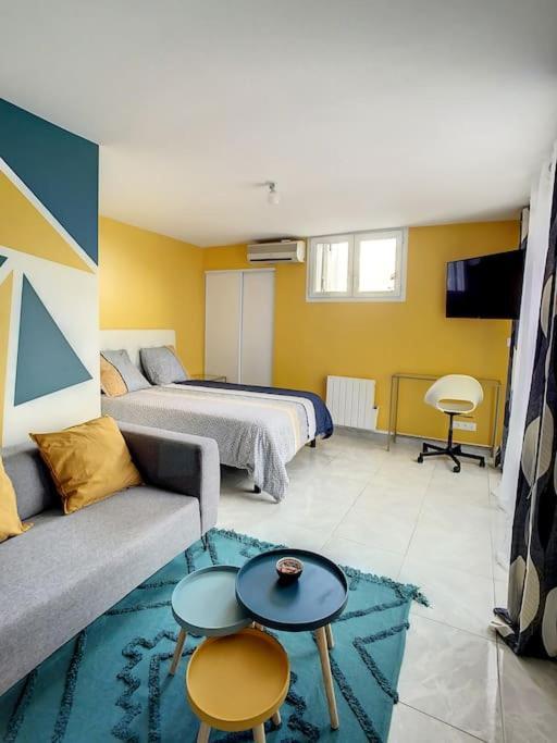 Superbe Hyper Centre équipé Wifi Netflix 2pers Appartement