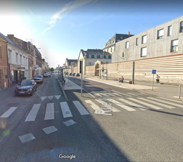 Superbe Hyper Centre équipé Wifi Netflix 2pers Appartement